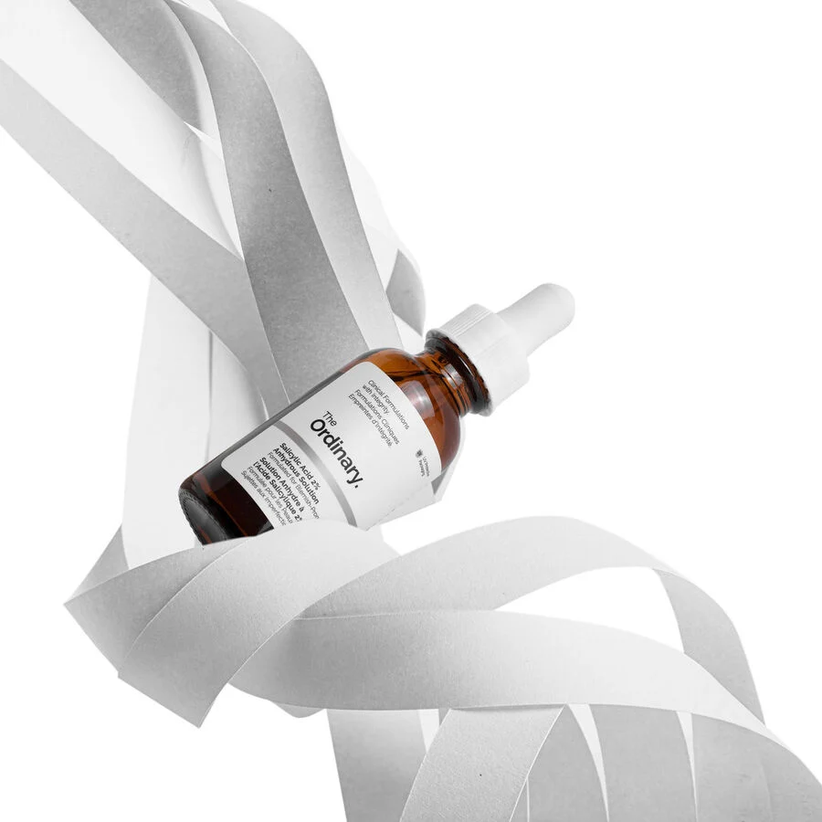 mas-rdn-salicylic-acid-2pct-anhydrous-solution-lifestyle